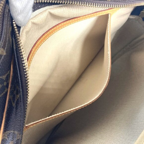 LOUIS VUITTON Brown Monogram Canvas Shoulder Bag - Picture 14 of 16